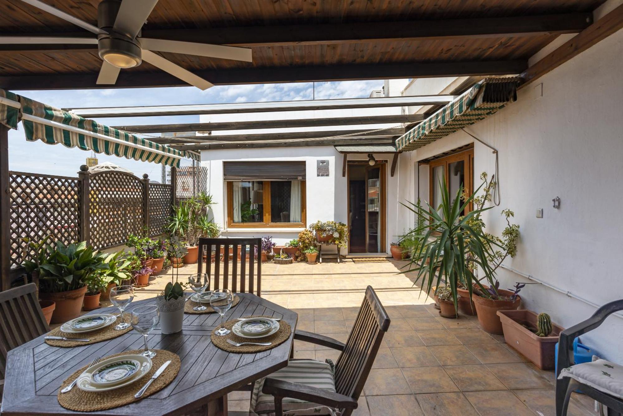 Gran Atico En El Soho De Malaga Para 7 外观 照片